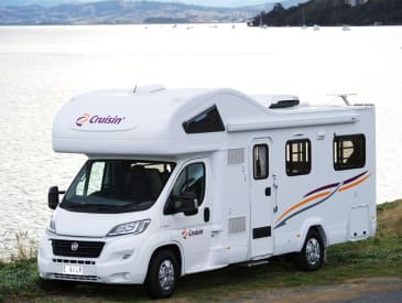 Cruisin Motorhomes Deluxe 6 Bett, Vehicle Image