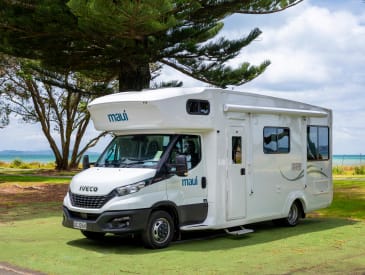 Maui Rentals Beach, Vehicle Image