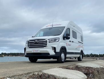 Cruisin Motorhomes Hitop, Vehicle Image