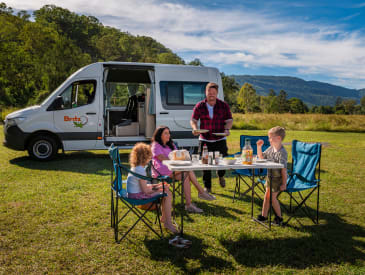 Britz Rentals Voyager, Vehicle Image