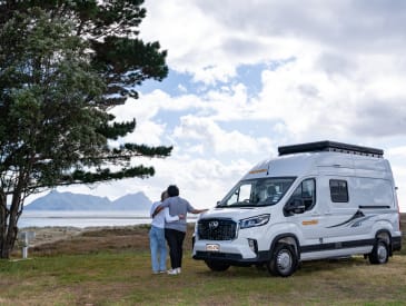 Apollo Motorhomes Hitop, Vehicle Image