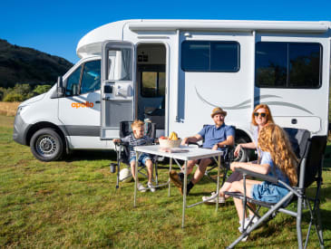 Apollo Motorhomes Euro Quest, Vehicle Image