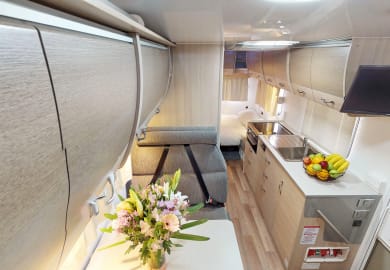 Cruisin Motorhomes Seeker