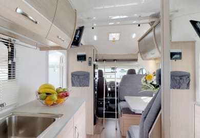 Cruisin Motorhomes Seeker