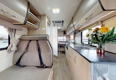 Cruisin Motorhomes Discovery