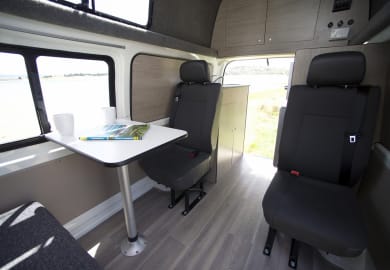 Cruisin Motorhomes Hitop 4 Berth