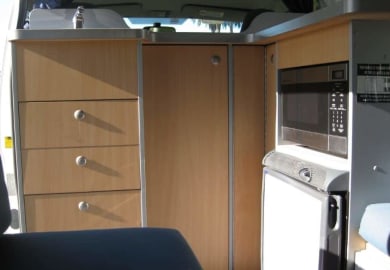 Travellers Autobarn Hitop Campervan
