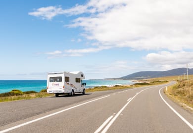 Cruisin Motorhomes Deluxe 4 Bett