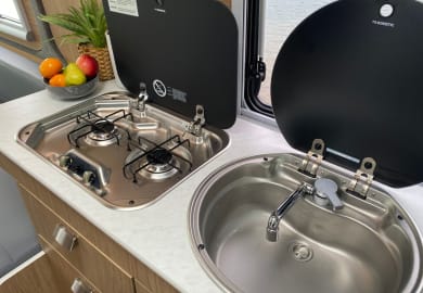 Cruisin Motorhomes Rover