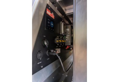 Adventure Toyota Hilux 4WD Camper Dual RTT