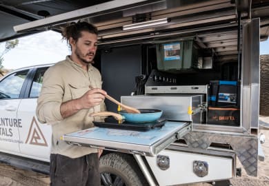 Adventure Toyota Hilux 4WD Camper