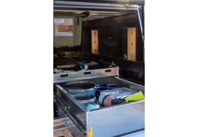 Adventure Toyota Hilux 4WD Camper