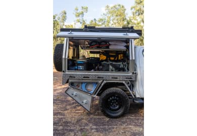 Adventure Toyota Hilux 4WD Camper