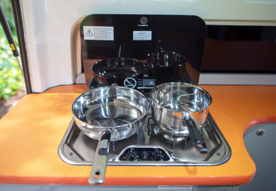 Travellers Autobarn HI5 Campervan