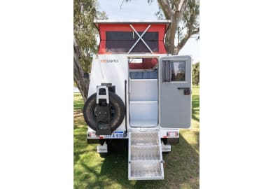 Redsands 2 Personen The Wanderer "Outback" 4WD Camper