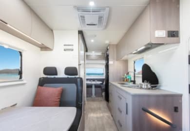 Let's Go Jayco 4 Bett Quatro