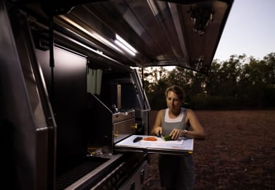 Adventure Toyota Hilux 4WD Camper