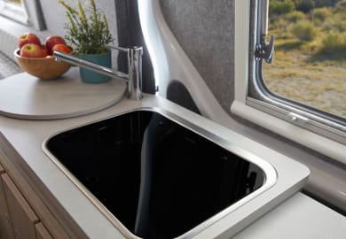 Let's Go Jayco 2 Bett Escape