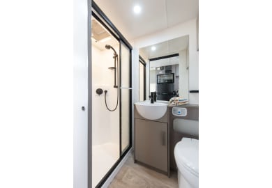 Let's Go Jayco 5 Bett Excursion