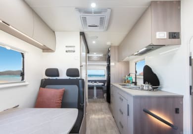 Let's Go Jayco 5 Bett Excursion