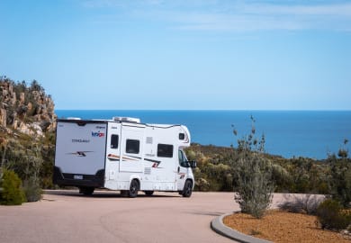 Let's Go Jayco 6 Bett Royale