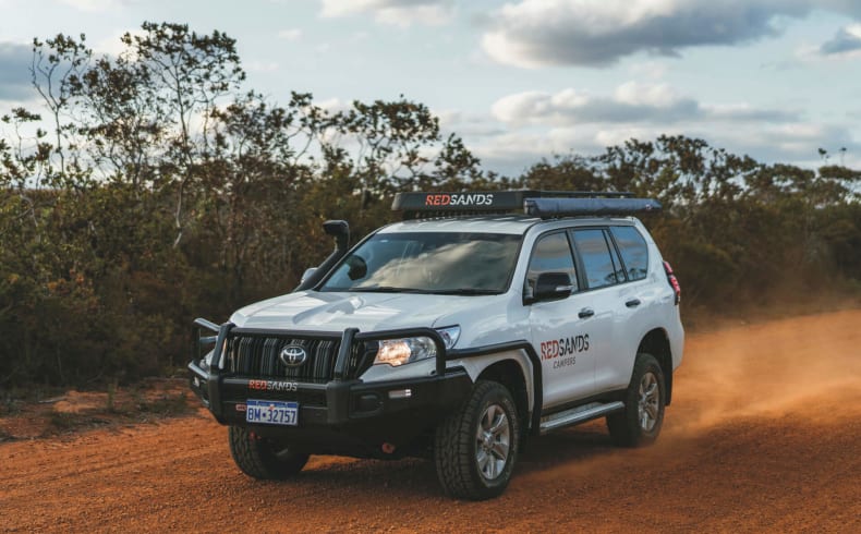 Redsands Campers 4WD Land Cruiser Prado, Vehicle Image