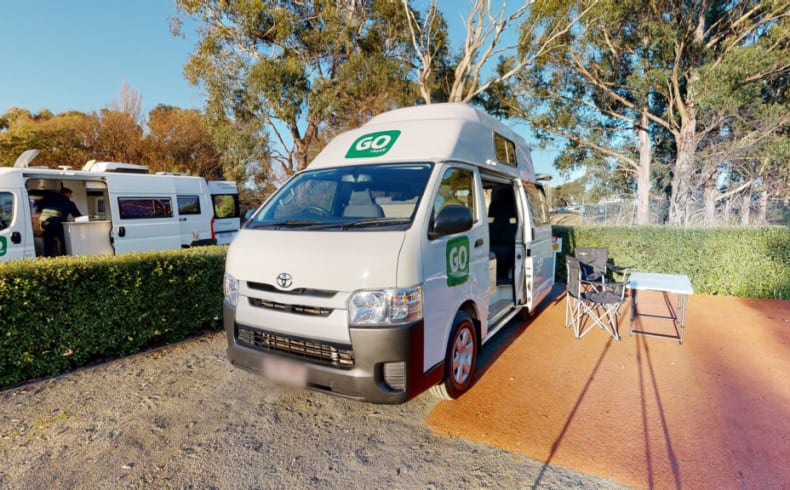 GoCheap 4 Bett Hitop, Vehicle Image