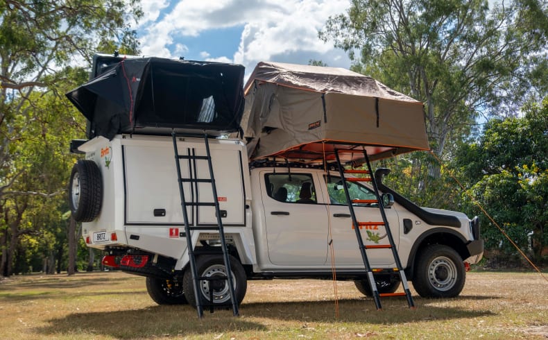 Britz Rentals 4WD Warrior, Vehicle Image