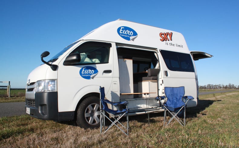 Happy Campers Happy Horizon, Vehicle Image