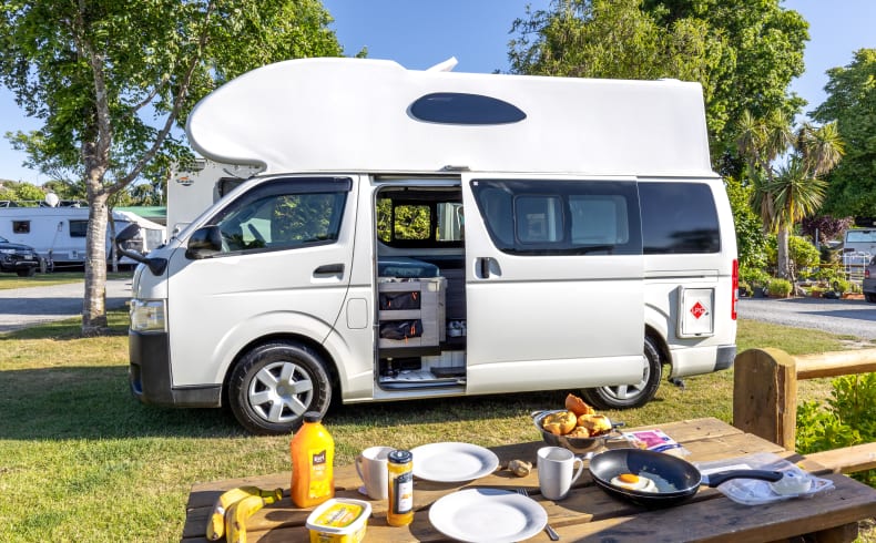 Happy Campers Happy Summit, Vehicle Image